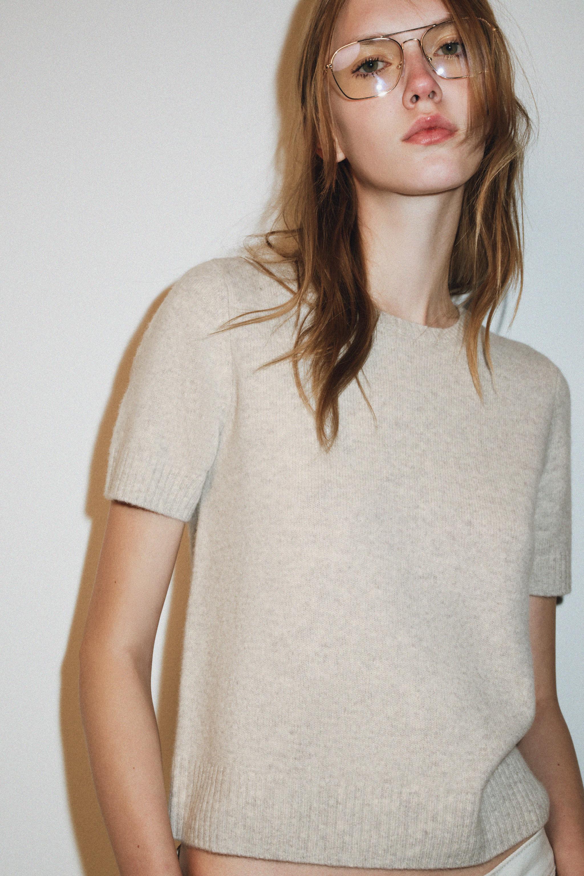 PULL 100% LAINE MANCHES COURTES
